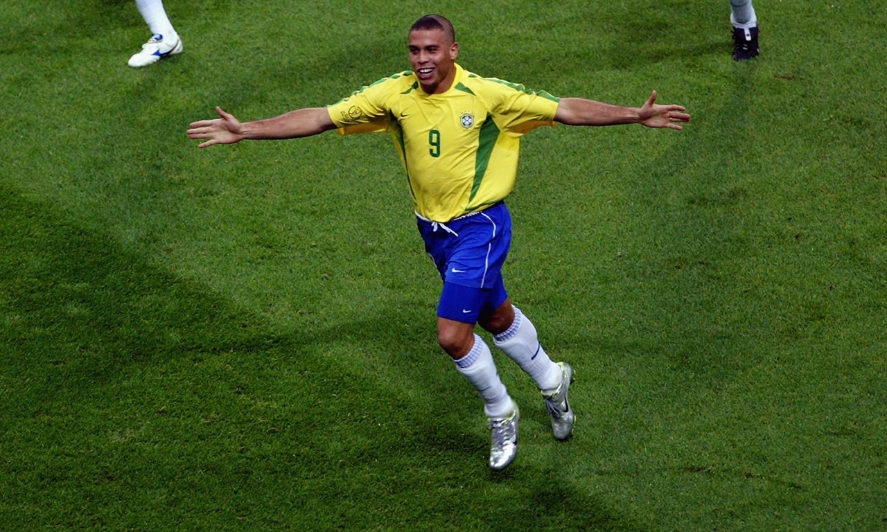 大的字母哥 大的字母哥