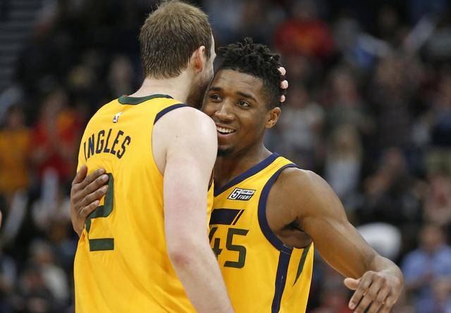 后撤步与假 后撤步与假