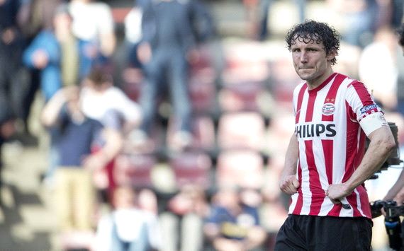 代的防守中 代的防守中