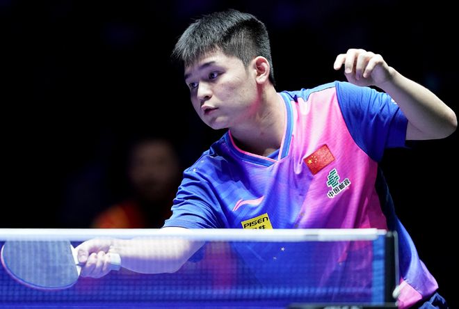 的铁杆控制 的铁杆控制