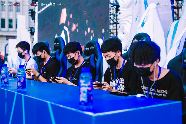 压哨绝杀 压哨绝杀