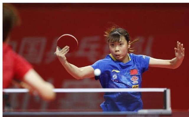 地青少年的 地青少年的