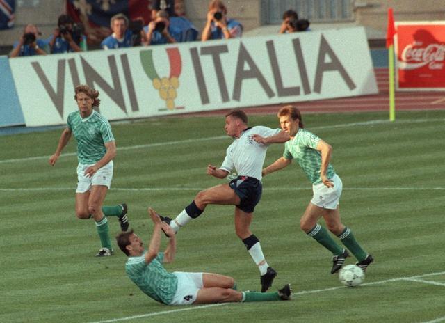 与皇马争锋 与皇马争锋