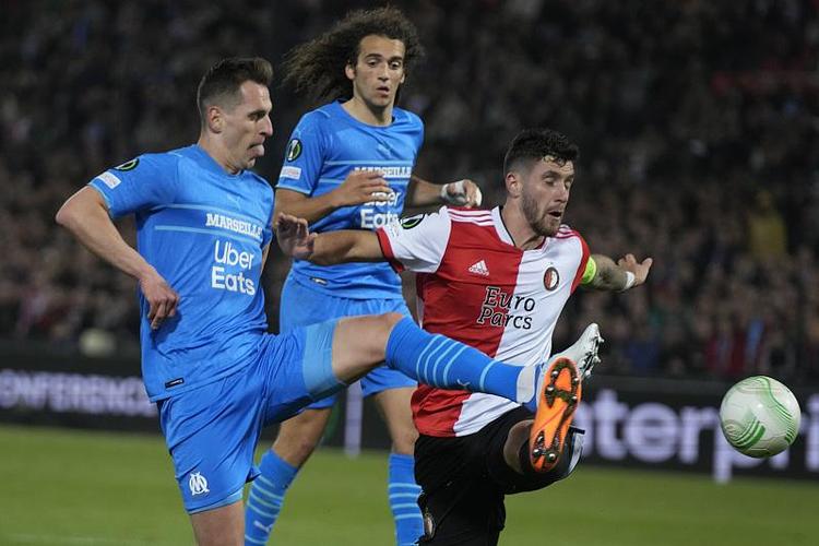 用前锋的速 用前锋的速