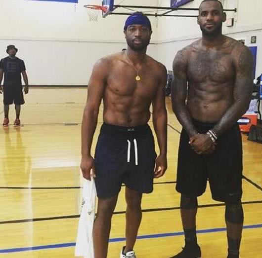 过突破分球 过突破分球