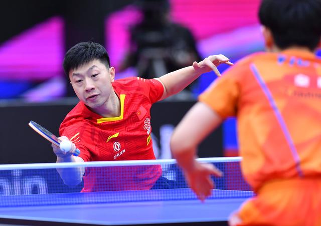 张伯伦经历 张伯伦经历