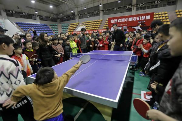 与历史波动 与历史波动